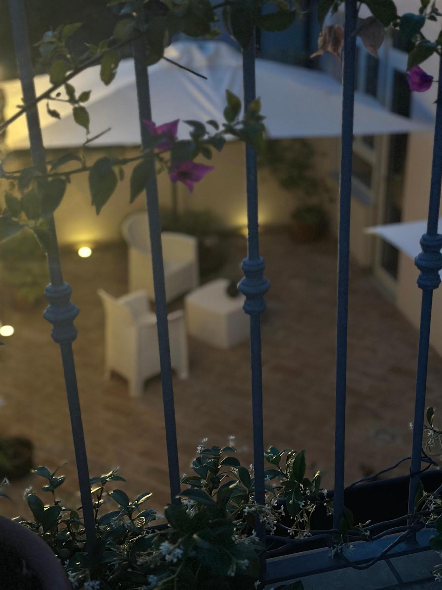 Affittacamere Il Cortile Chiaravalle Marche Exteriér fotografie